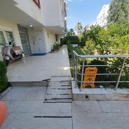 Lovely 1-Bedroom Serviced Apartment With A Pool
